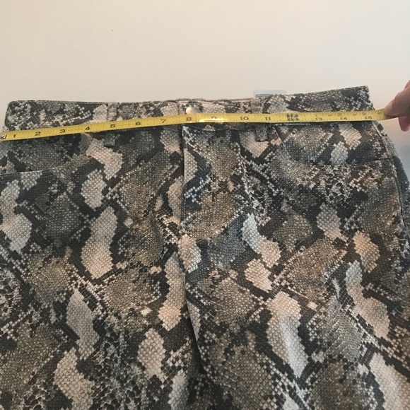 H&M Snakeskin pattern skinny jeans size 8 - Picture 6 of 8